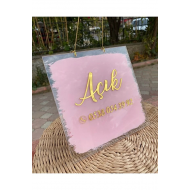 Kişiye Özel Ahşap ve MDF Yazılı 20x30 cm Yapay Çiçekli Kapı Süsü
